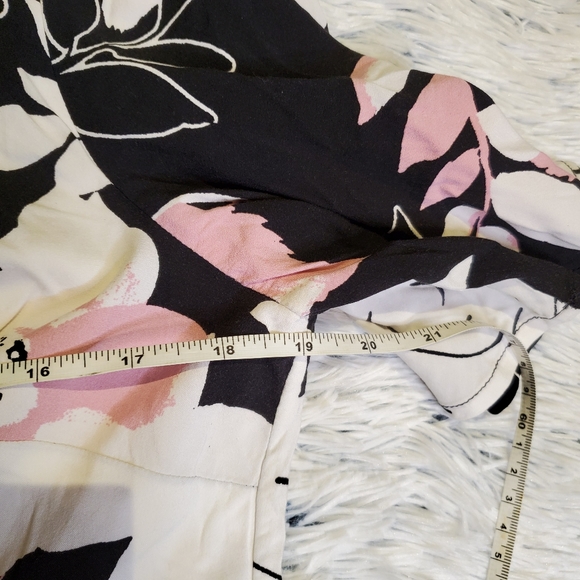 A Pea In The Pod Dress - Picture 4 of 11